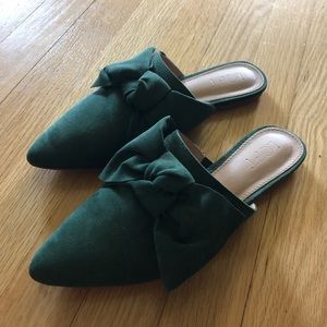 Suede Hunter Green Slides w/ Bow